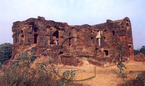 Ruins Aam-Khas Bagh