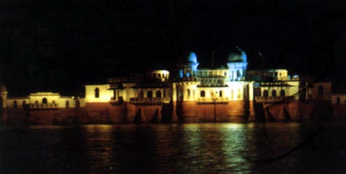 Neer Mahal